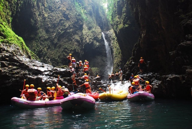  Jalco waterfalls 